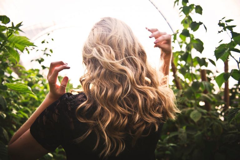 greffe-de-cheveux-femmes