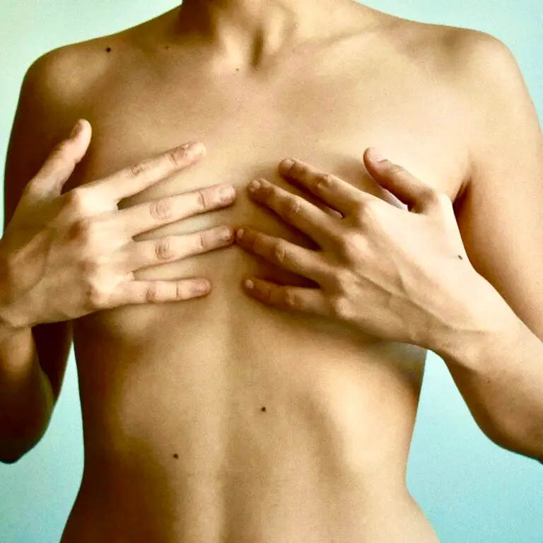 chirurgie esthétique des mamelons